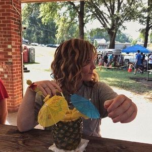 Meet your Posher, Mack